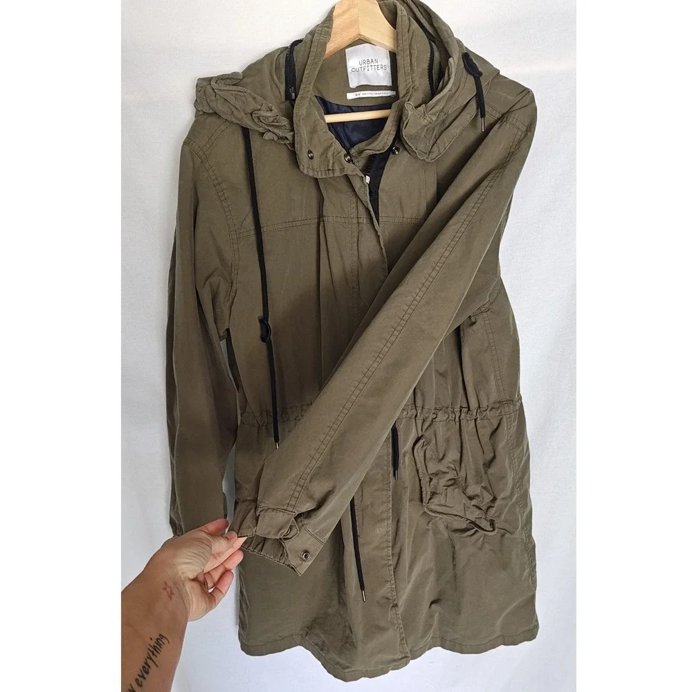 Urban Outfitters Parka Jacket Medium Olive Green Utility Hooded Drawstring FP123